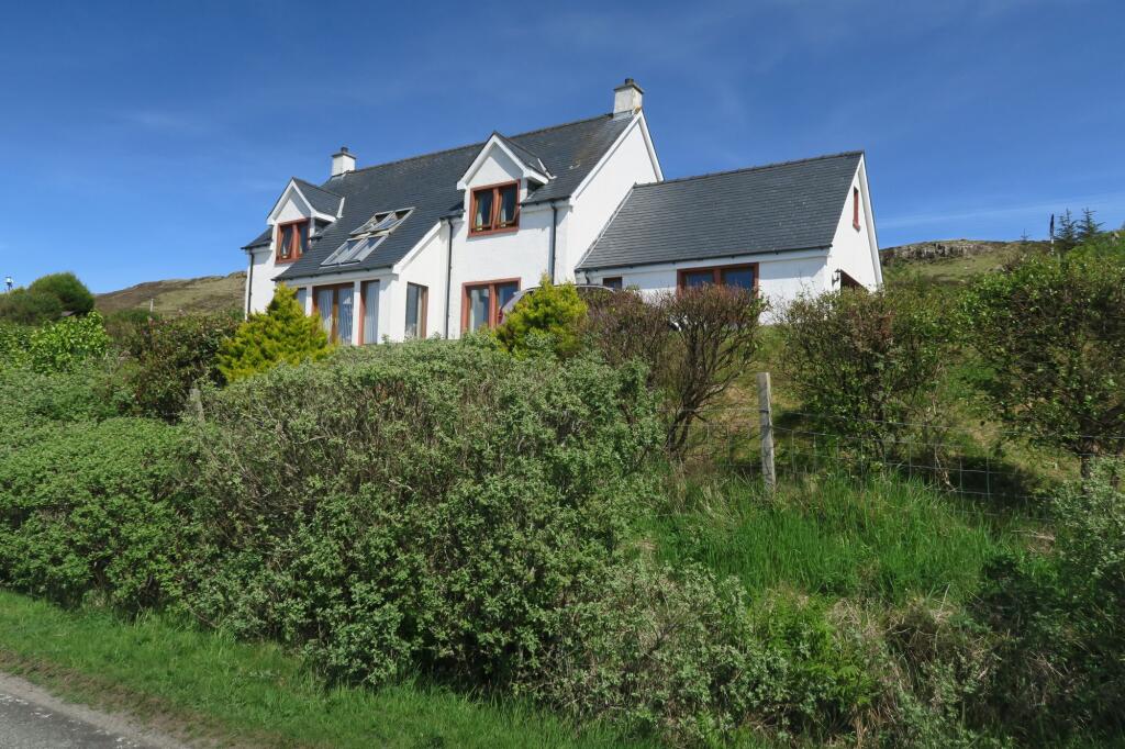 4 bedroom detached house