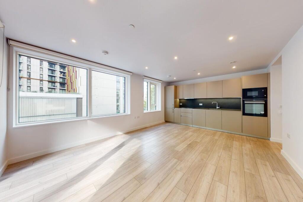 Main image of property: Park Central West