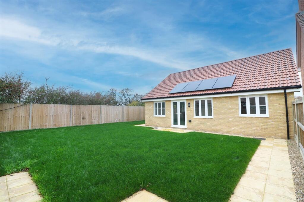 Main image of property: Sunmead, Latchingdon, Chelmsford