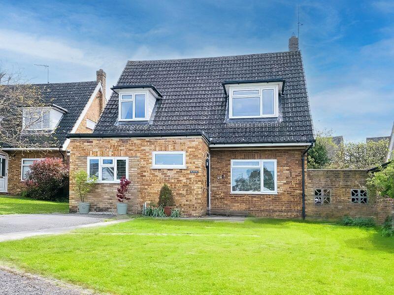 Main image of property: Links Way, Little Bookham