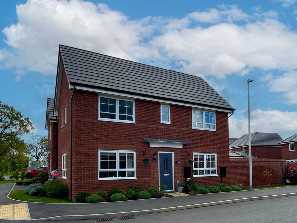 Main image of property: Crimson Close, Rugby, Warwickshire, CV22 5EW