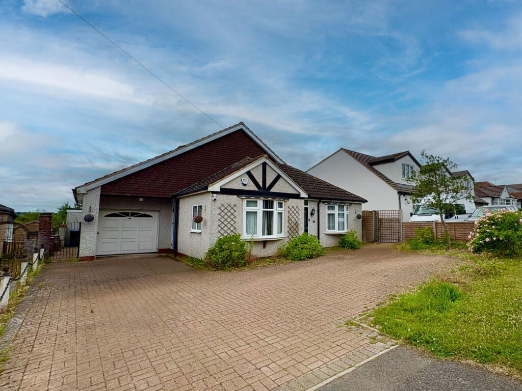 Main image of property: Crick Road, Rugby, Warwickshire, CV21 4DY