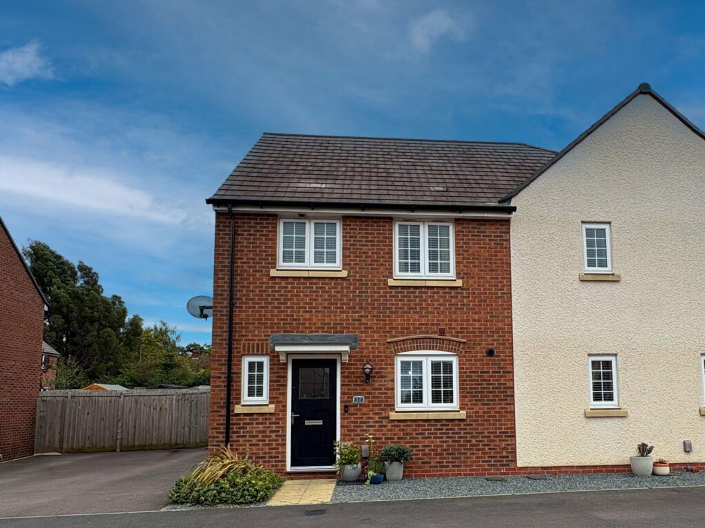 Main image of property: Arnold Drive, Rugby, Warwickshire, CV23 9FU