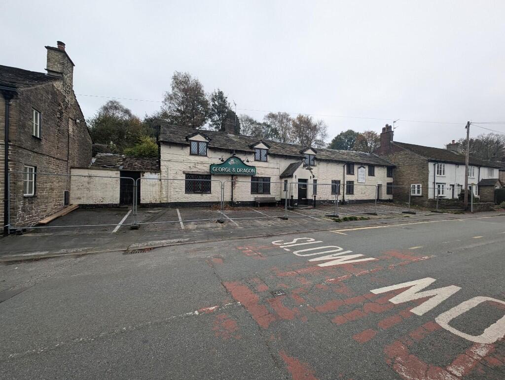 Main image of property: 61 Rainow Road, Macclesfield, Cheshire, SK10