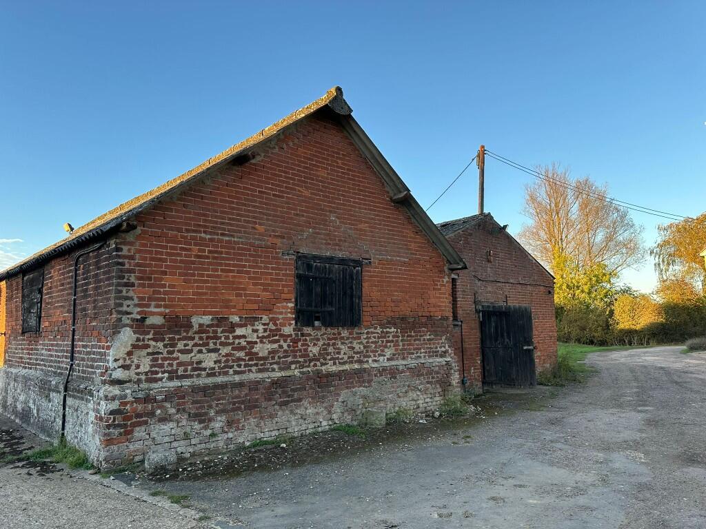 Main image of property: Drapers Farm, Drapers Chase, Rayne, Braintree, CM77 6SN