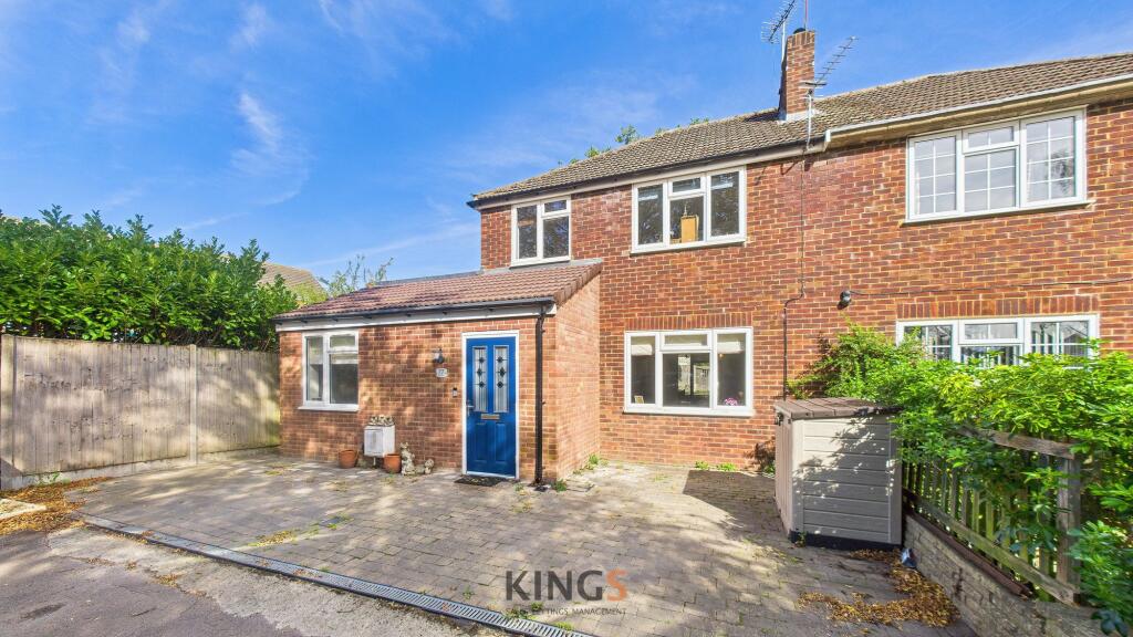 Main image of property: Clive Close, Potters Bar, EN6