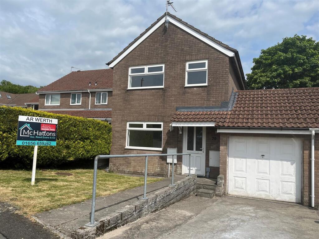 Main image of property: Heol Castell Coety, Bridgend
