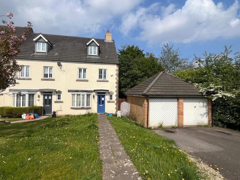 Main image of property: Cae Llwydcoed, Bridgend