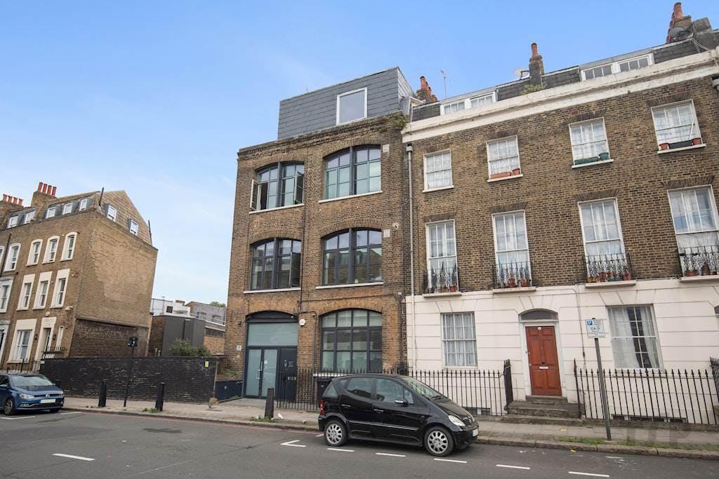 0540bd83769TSPJJSwinton St5 1small.jpg