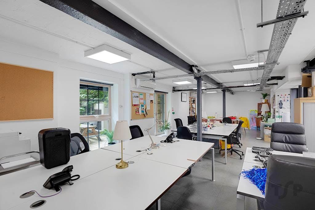 11346a83769TSPJJSwinton St11 1small.jpg