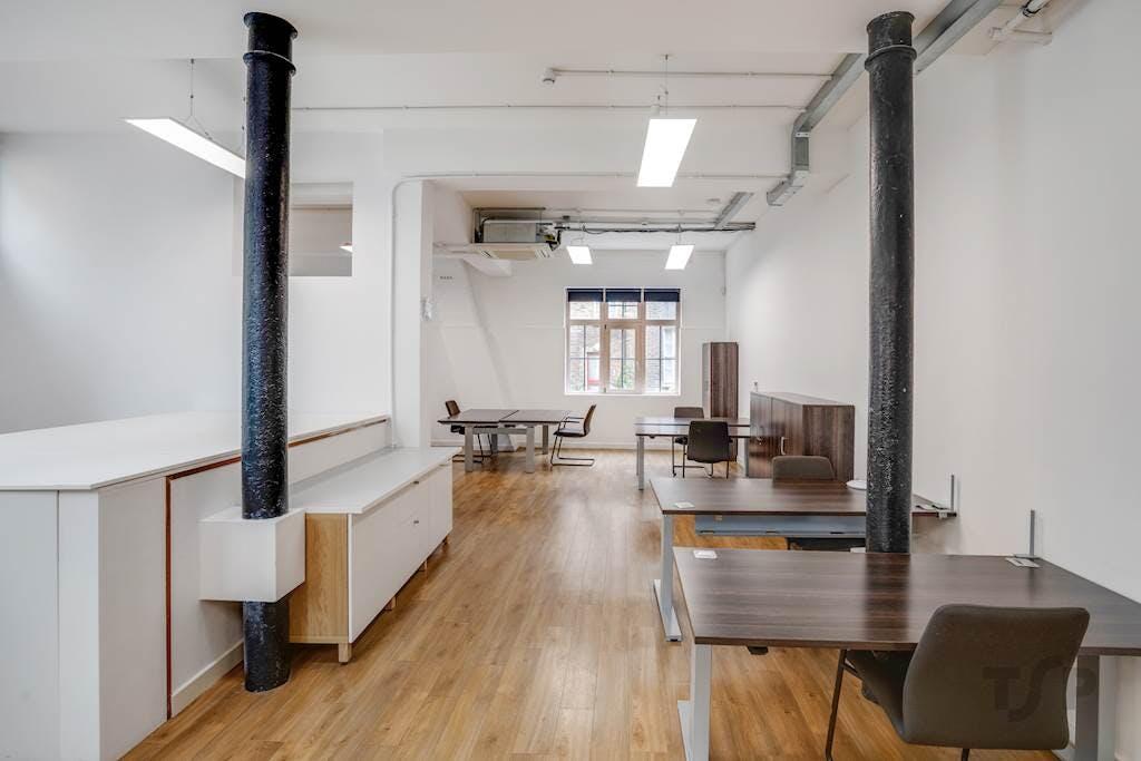 148c2383769TSPJJSwinton St14 1small.jpg