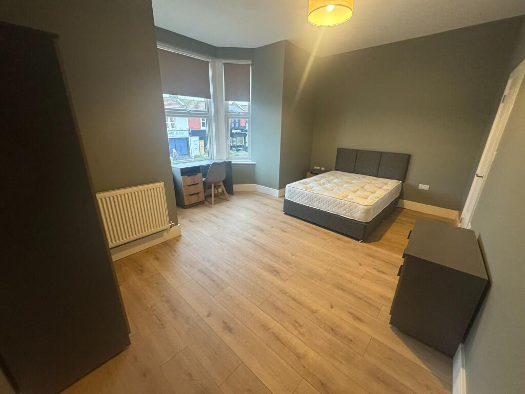 Main image of property: Gloucester Road, Bristol, BS7