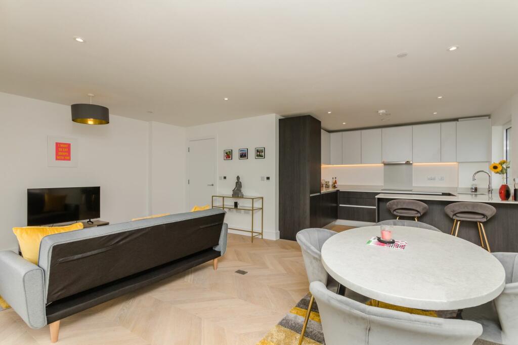 Additional property image - AURUM, 189 Kingsway, Hove, BN3