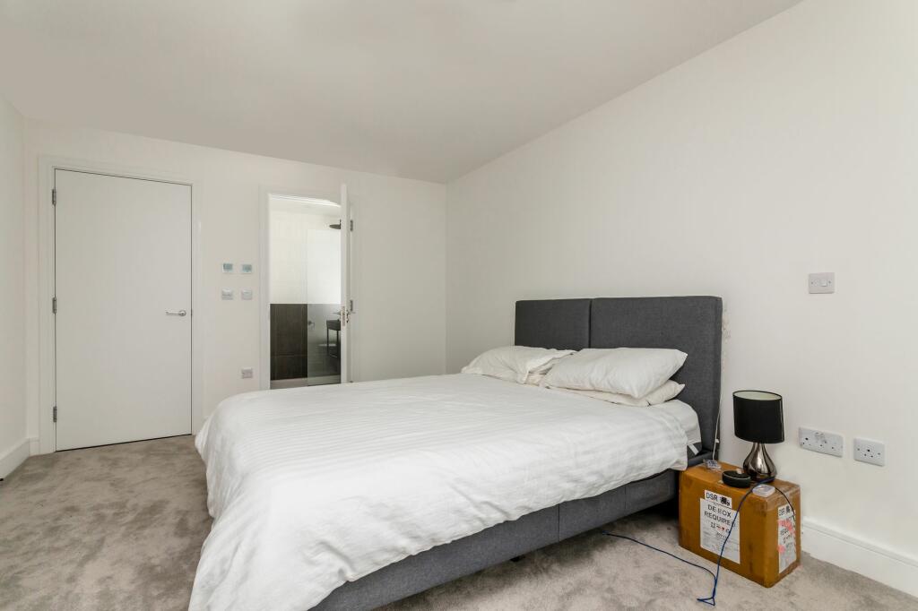 Additional property image - AURUM, 189 Kingsway, Hove, BN3