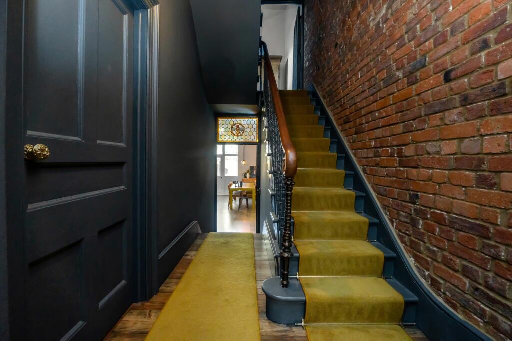 Additional property image - Westbourne Gardens, Hove, BN3