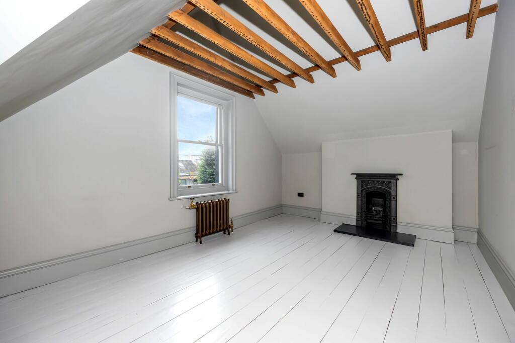 Additional property image - Westbourne Gardens, Hove, BN3
