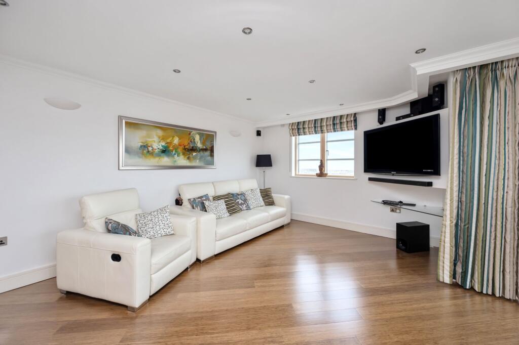 Additional property image - Vallance Gardens, Hove, BN3