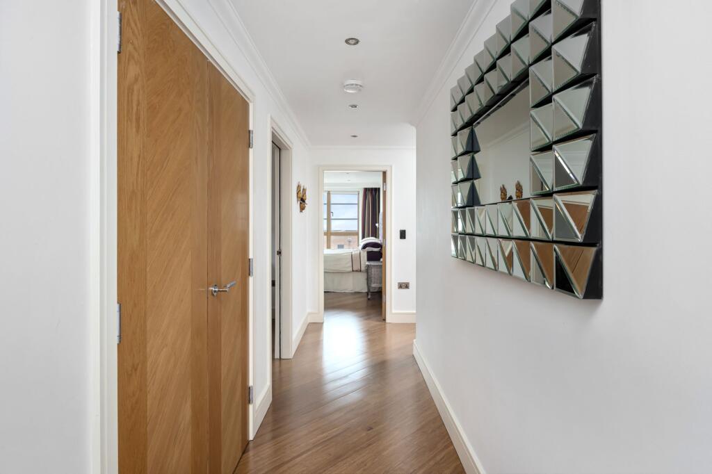 Additional property image - Vallance Gardens, Hove, BN3
