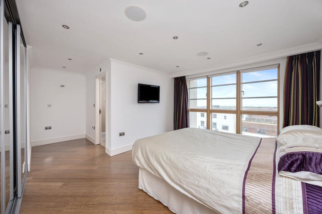 Additional property image - Vallance Gardens, Hove, BN3