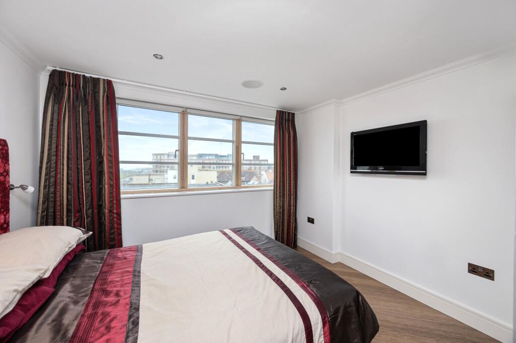 Additional property image - Vallance Gardens, Hove, BN3