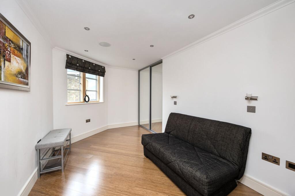 Additional property image - Vallance Gardens, Hove, BN3