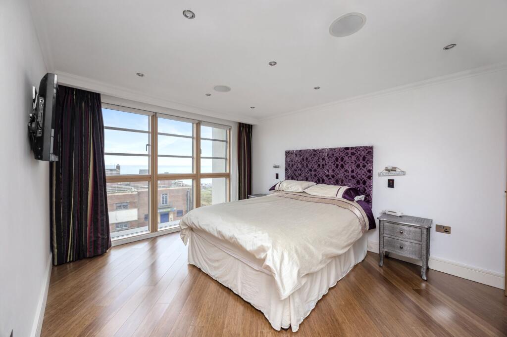 Additional property image - Vallance Gardens, Hove, BN3