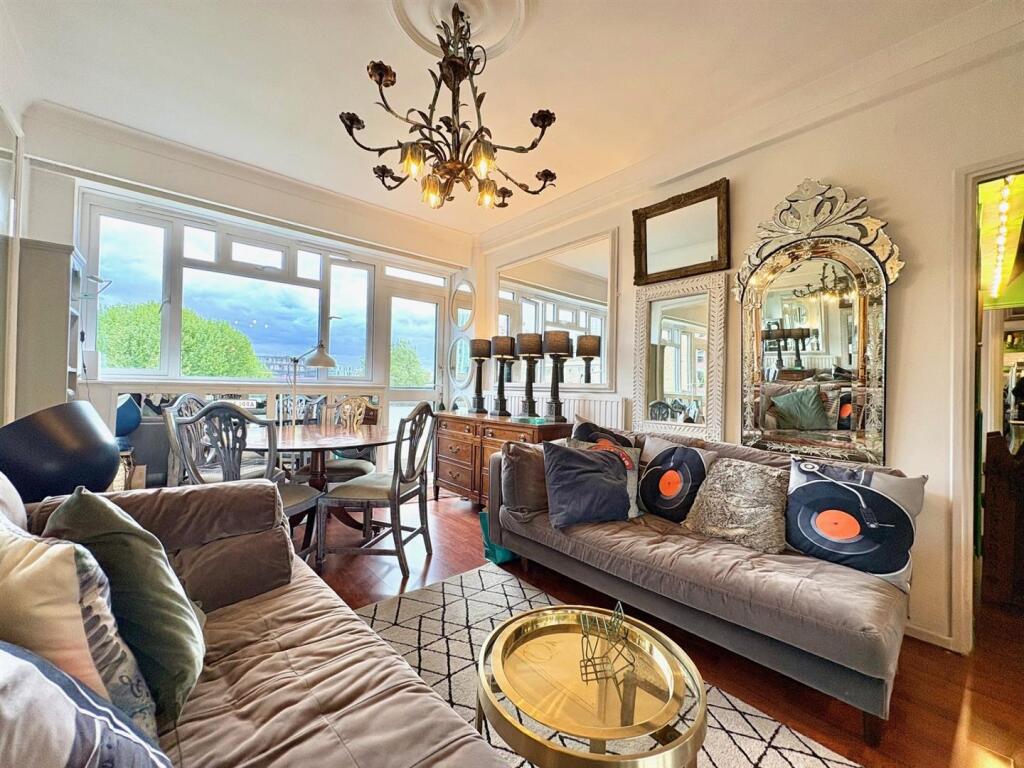 Main image of property: Nelson Square, London