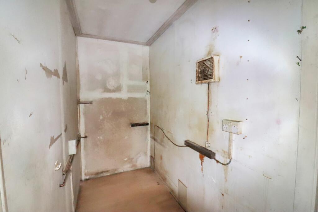 Additional property image - Retro Hair Studio, 7 Hanbury Road, Bargoed, CF81 8QS