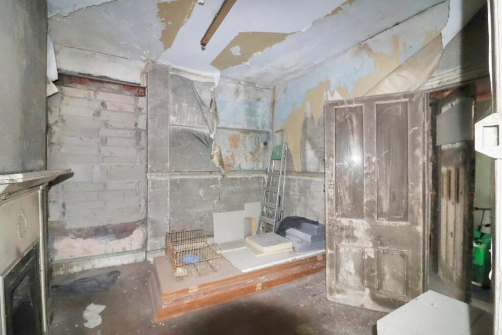 Additional property image - Retro Hair Studio, 7 Hanbury Road, Bargoed, CF81 8QS