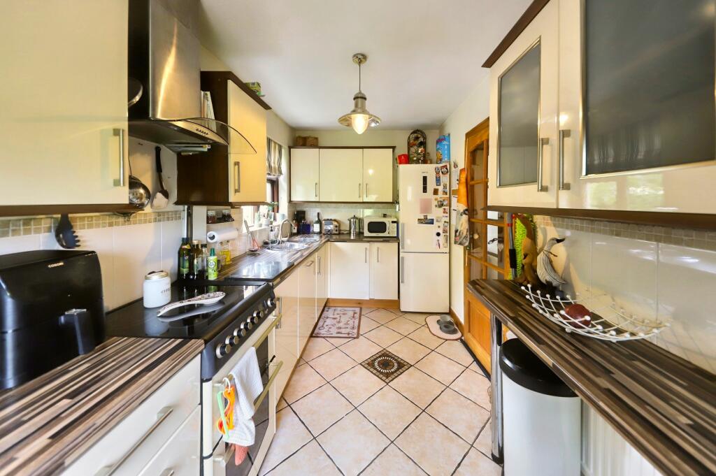 Additional property image - The Drive, Bargoed