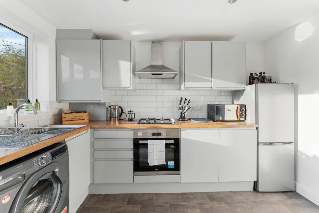 Additional property image - Upper Alma Place, Pentre