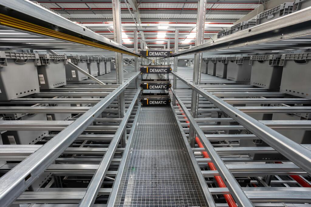 18424 Fradley Park 49 1.jpg