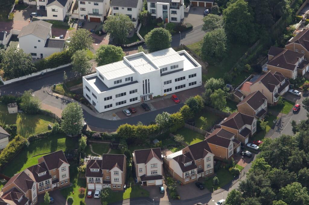 Main image of property: Canniesburn Gate, 10 Canniesburn Drive, Bearsden, Glasgow, G61 1BF