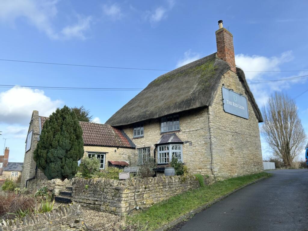 Main image of property: The Red Lion Public House, 89 High Street, Yardley Hastings, East Midlands, NN7 1ER
