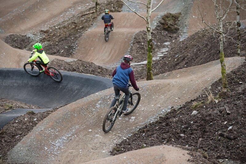 13863_skills track_natural resources wales_no restrictions_n_a.jpg