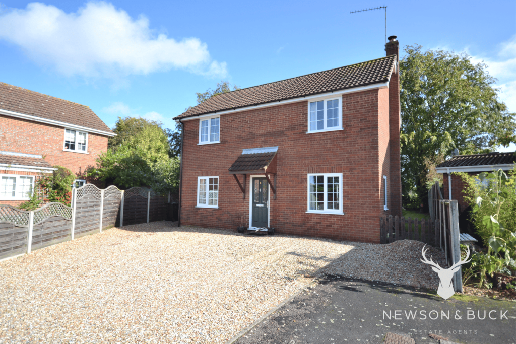 3 bedroom detached house for sale in Stebbings Close, Grimston, King's