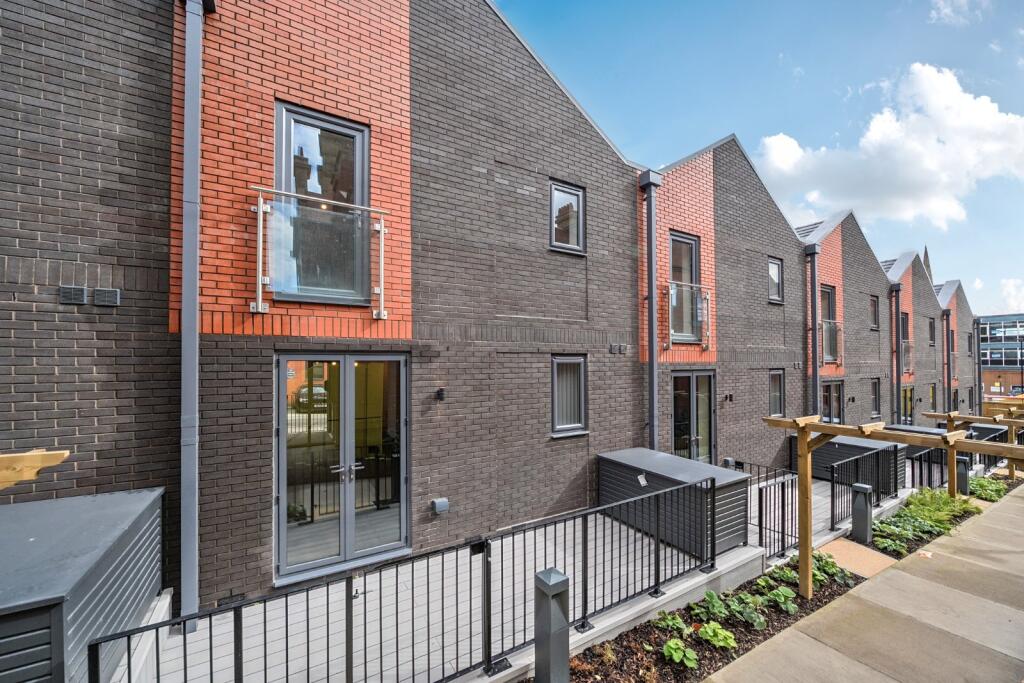 Main image of property: Gills Yard, Wakefield, West Yorkshire, WF1