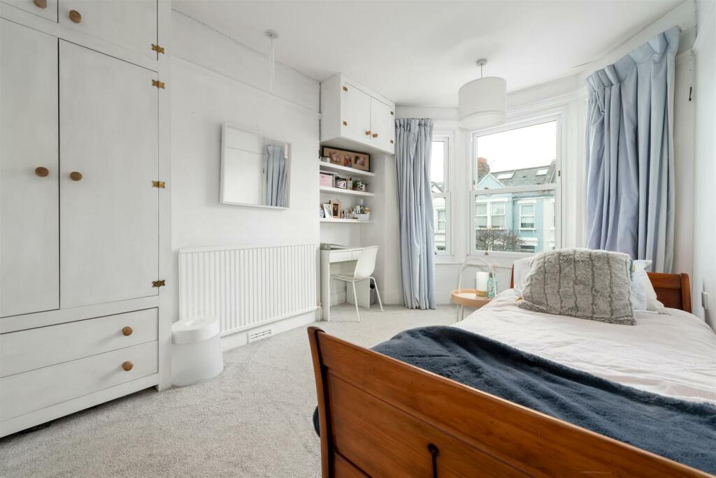 4 bedroom terraced house for sale in Kingsley Road, Wimbledon, SW19