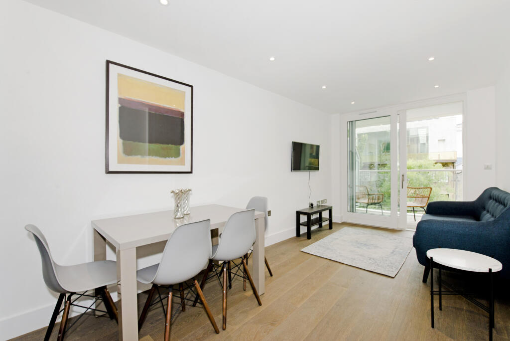 Main image of property: Decorum Apartments, 
3 Wenlock Road, N1