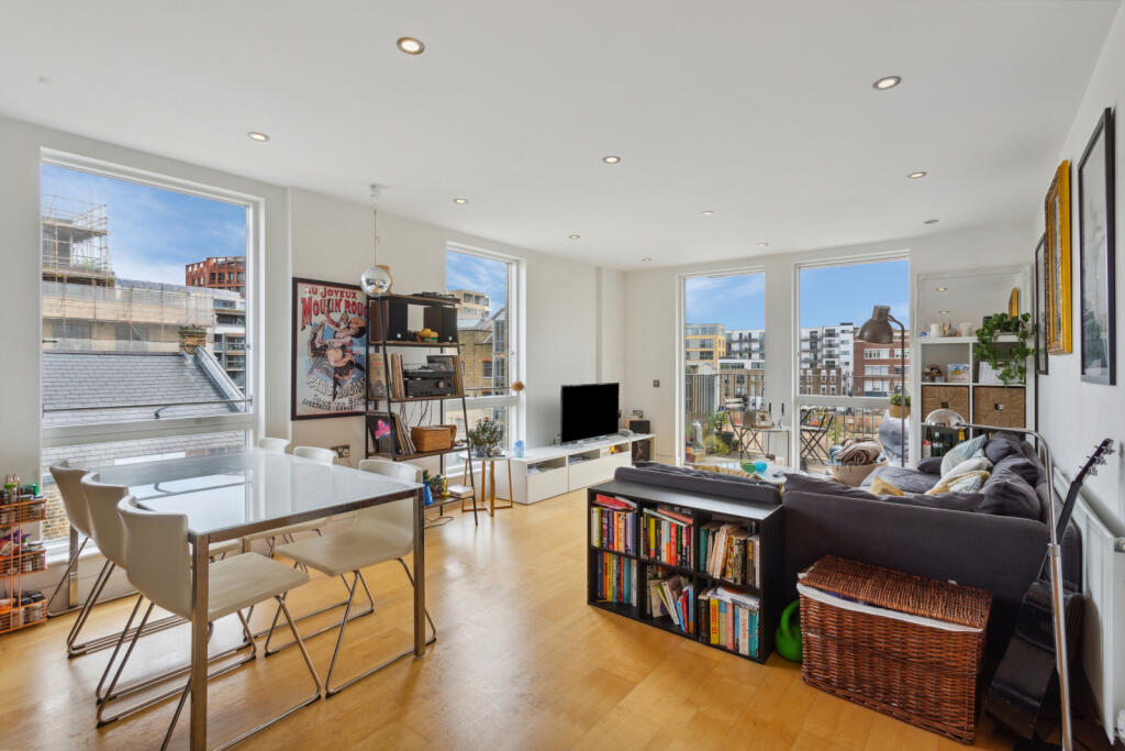 Main image of property: Hertford Road, 
De Beauvoir Town, N1