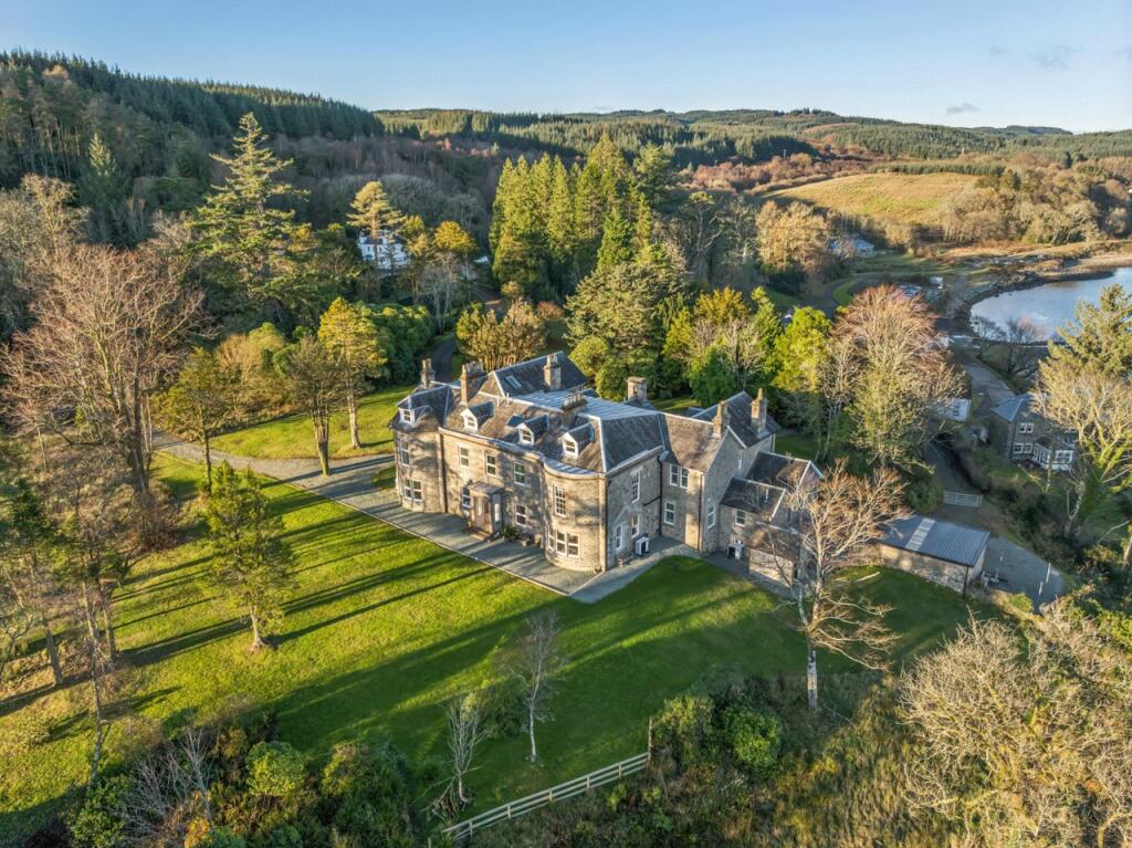 Main image of property: 1 Achnaba Town House, Achnaba, Lochgilphead, Argyll and Bute, PA31