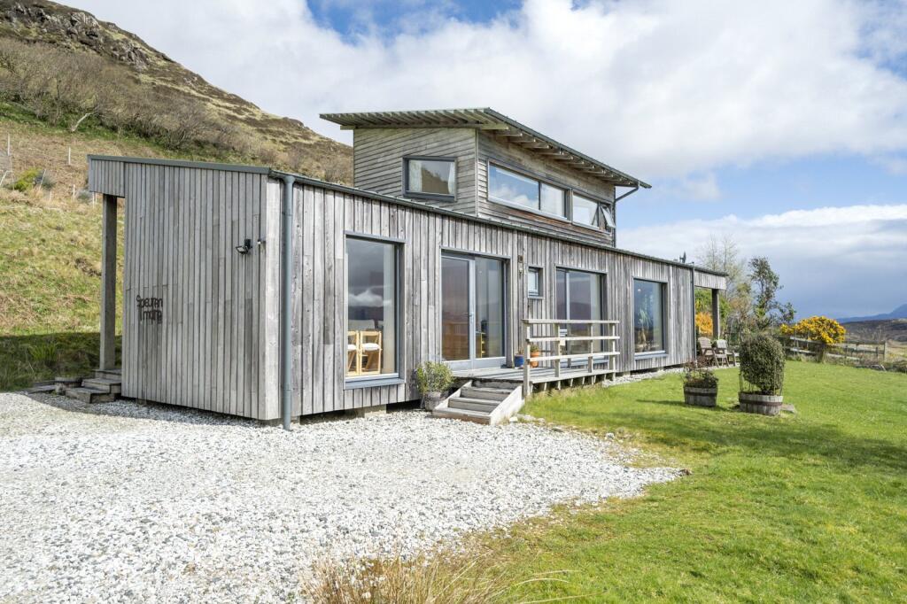Main image of property: Speuran Mora, 8 Teangue, Isle of Skye, Highland, IV44