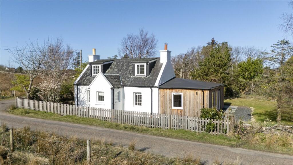 Main image of property: 4 Sand Laide, Achnasheen, Wester Ross, IV22