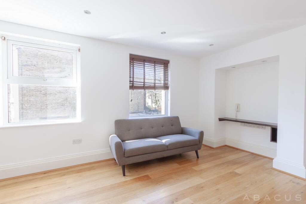 Studio flat for rent in Inglewood Mansions, West End Lane, London, NW6