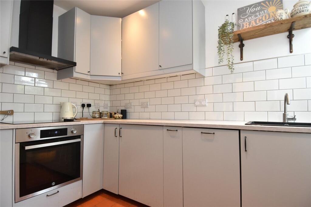 Additional property image - Selly Oak Road, Birmingham, West Midlands, B30