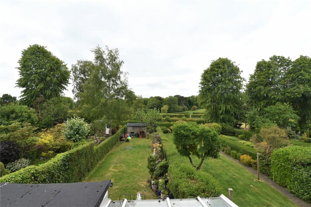 Additional property image - Selly Oak Road, Birmingham, West Midlands, B30