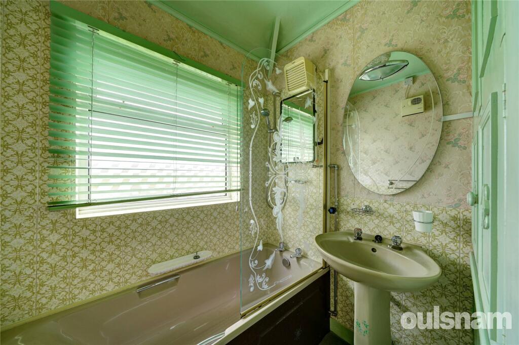 Additional property image - Glenfield Grove, Selly Park, Birmingham, B29