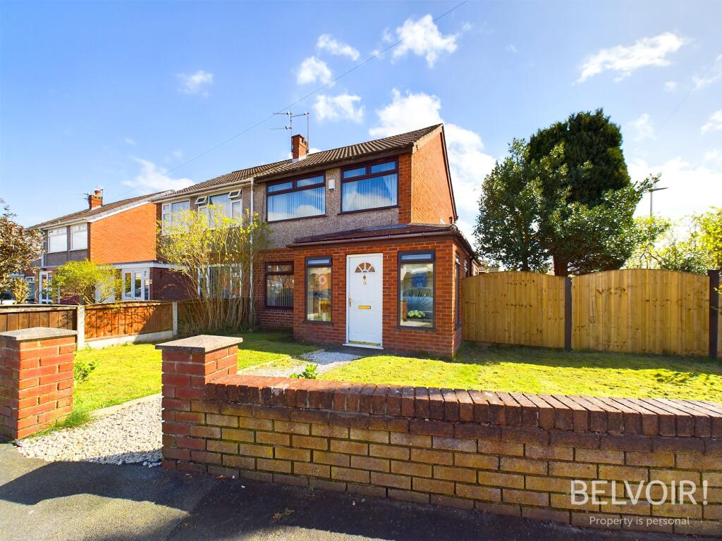 3 bedroom semidetached house for sale in Dunbeath Avenue, Rainhill, L35