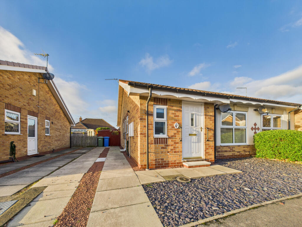 Main image of property: 11 Harper Close, Pocklington, YO42 2GW