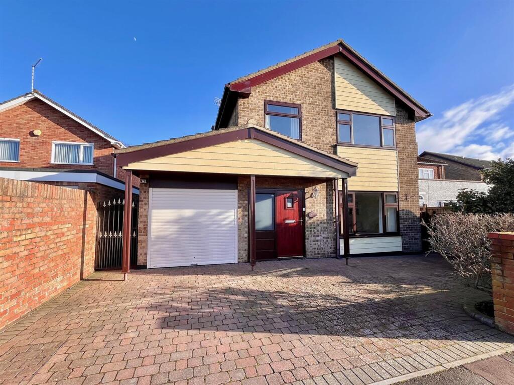 Main image of property: Lawn Avenue, Great Yarmouth